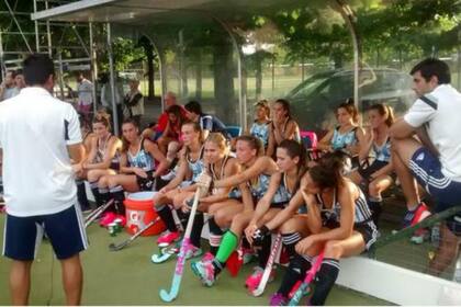 Las Leonas festejaron ante Italia