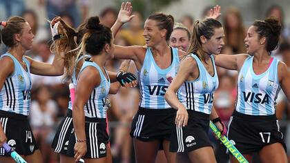 Las Leonas festejaron ante Nueva Zelanda