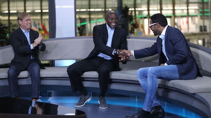 Las leyendas, en el set de televisión