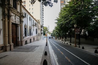 La exclusiva manzana de Retiro que está asediada por fantasmas y por una dama de blanco