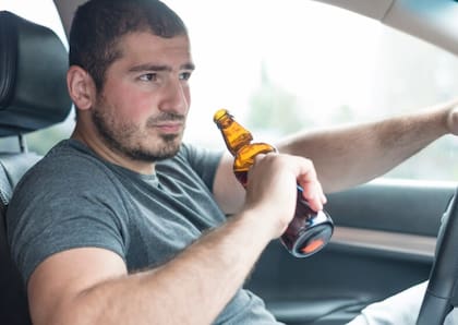 Las leyes de Nuevo México exigen servicio comunitario obligatorio para quienes son condenados por manejar en estado de ebriedad