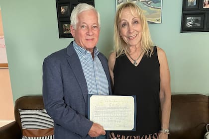 "Las leyes sobre adulterio estigmatizan, castigan injustamente y victimizan a las mujeres y sus familias”, comentó Lavine