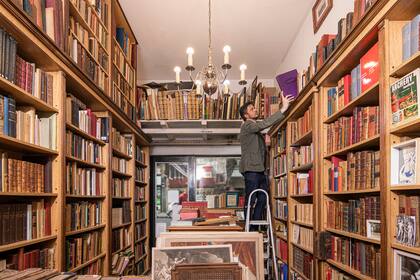 Las librerías forman parte del patrimonio cultural del país