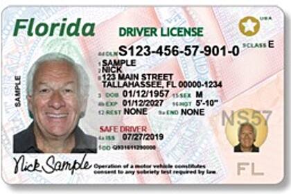 Las licencias de conducir en Florida se otorgan a migrantes con estatus legal