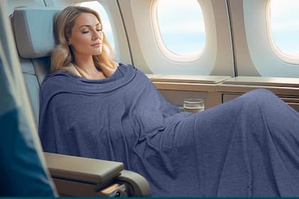 Las mantas de cortesía del avión pueden tener pelo, restos de comida, moho y fluidos corporales de otros pasajeros