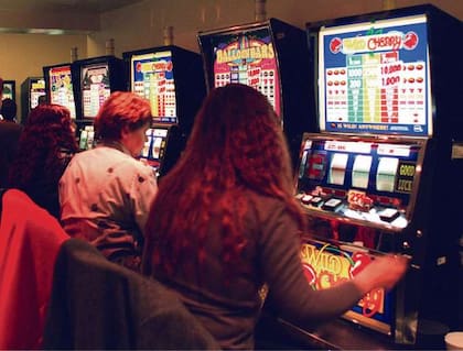 Vidal anunció medidas para combatir el juego