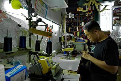 Edmond Kok en su taller