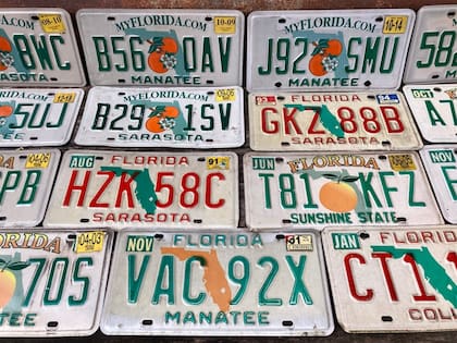 Las matrículas de Florida en la puerta de un importante cambio