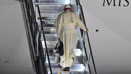El Papa Francisco, contestó a periodistas a bordo del avión de regreso a Roma.