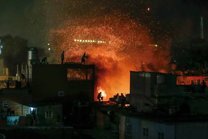 Incendio en la Villa 31 en el barrio porteño de Retiro, Buenos Aires, 3 de Noviembre 2017. Foto Rodrigo Néspolo
