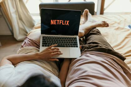 Las mejores recomendaciones de Netflix para cada signo del zodíaco (Pexels/Anastasia Shuraeva)