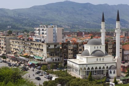 Las mezquitas en la pequeña y montañosa Albania