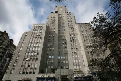 Integran este particular edificio 105 departamentos