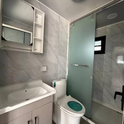 Las mini casas pueden tener un sistema de recolección de lluvia para ahorrar en agua