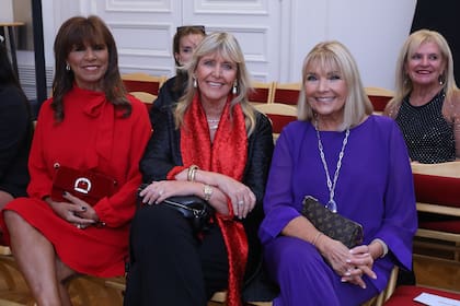 Las modelos Anamá Ferreria, Marcela Gotlib y Evelyn Scheild