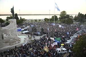 La marcha universitaria se replica en todo el país con protestas en más de diez provincias