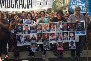 "Libertad a los presos políticos": el reclamo de las esposas de Boudou y De Vido