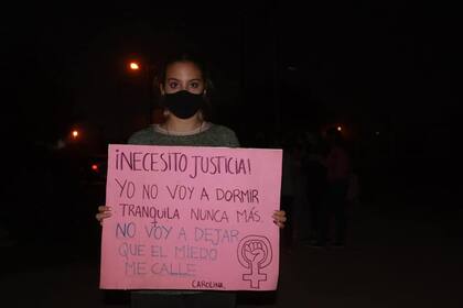 Las mujeres de Villa Paranancito piden que detengan al joven acusado de ingresar en sus habitaciones para observarlas y acosarlas