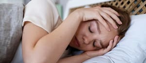 Cerca de los 40, las mujeres pueden tener alteraciones del sueño: cuál es la causa y qué se puede hacer