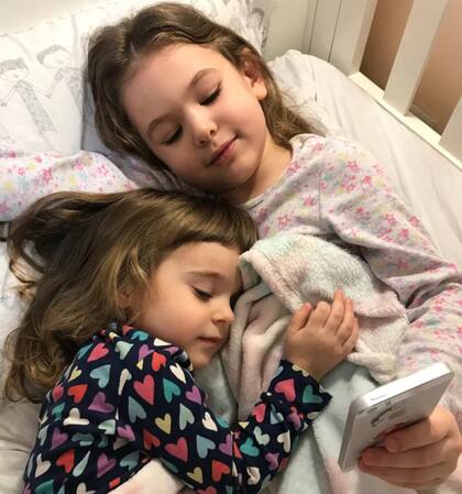 Las nietas de Beatriz fueron las primeras destinatarias de los cuentos