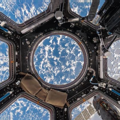 Las nubes sobre uno de los ocános de la Tierra, en una vista desde la cúpula de la ISS