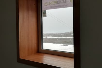 Las nuevas ventanas en el acceso a la base Marambio