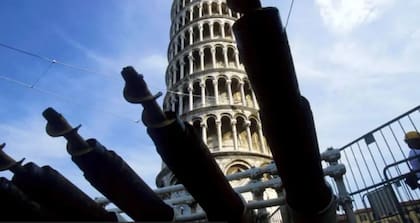 Las obras de estabilización de la Torre de Pisa tomaron 11 años y finalizaron en 2001