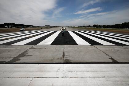 Las obras en la nueva pista de aterrizaje en el aeroparque jorge Newbery