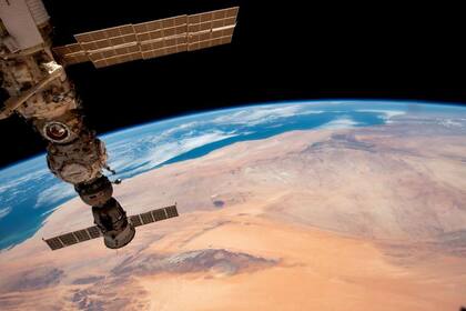 Las obras para construir la Estación Espacial Internacional comenzaron en 1998