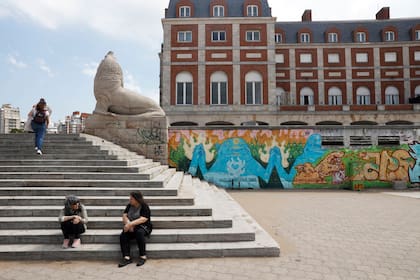 Las obras previstas incluyen la restauración de los lobos marinos de piedra