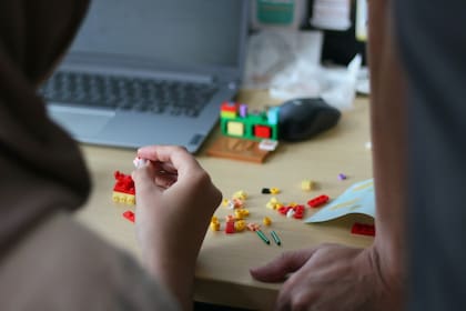 Las ofertas de Best Buy en LEGO alcanzan hasta el 30% en varios sets (Unsplash)