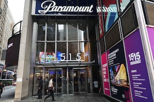 Paramount vende la centenaria editorial Simon & Schuster por US$1620 millones