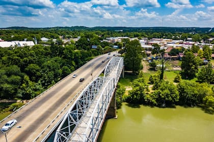 Las oficinas principales de X y The Boring Company están ubicadas en las afueras de Bastrop, pequeña ciudad cercana a Austin