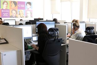 Fue reforzada la atención en la línea de asistencia 144