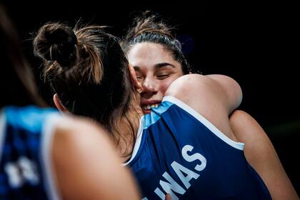 Daniela Bulaich y Candela Salinas, pura emoción con este presente de las Panteras