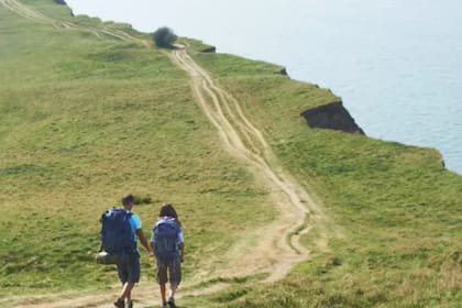 Las parejas LAT disfrutan de viajes y otras actividades juntos, pero al final vuelven a sus casas separadas