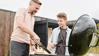 Las parrillas y los colchones alcanzan los mejores precios del año para los festejos del día del trabajador