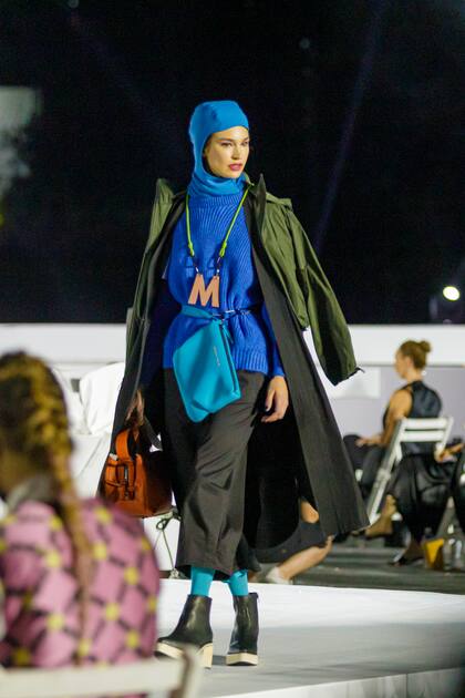 Las pasadas de Mishka, con vestimenta de inspiración alpina