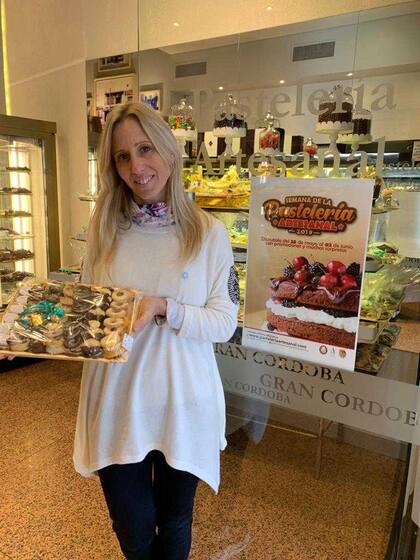 Las pasteleras luchan por su lugar