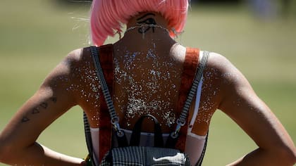 Las pelucas y el glitter, una constante en todas las ediciones de Coachella