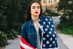 Las personas aceptadas en EE.UU. bajo el programa de permanencia temporal deben cambiar su estatus