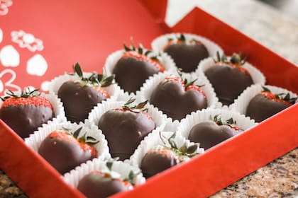 Las personas de Libra adorarán una caja de chocolates como regalo del Día de los Enamorados