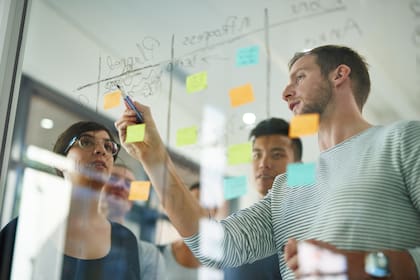 Las personas de Sagitario tienen una mente abierta y les gusta escuchar nuevas ideas
