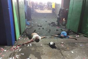 Cómo reaccionó Bukele a la "noche de terror" en un estadio de El Salvador