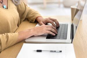 Las personas que cumplen la edad mínima jubilatoria hasta el próximo domingo, 23 de marzo, podrán acceder a la moratoria previsional