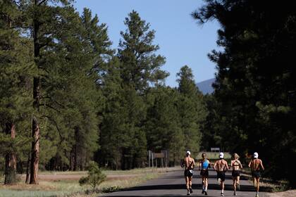 Las personas salen a correr después del relajamiento en las restricciones sociales debido a la pandemia de coronavirus en Nueva Zelanda