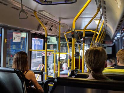 Las personas suelen priorizar su comodidad cuando viajan en diferentes tipos de transporte