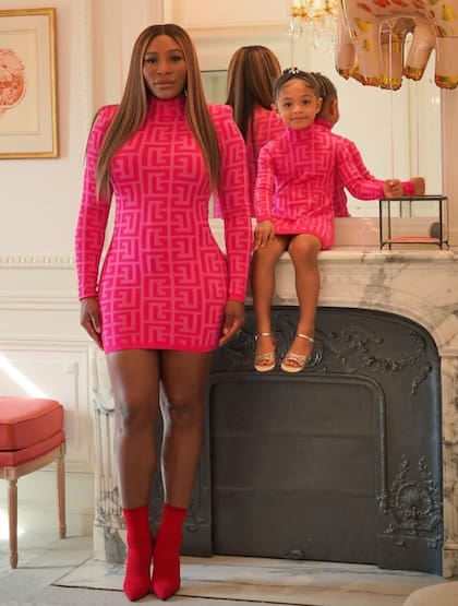 Las piezas pertenecen a la colección en honor a Barbie creada por Balmain (Crédito: Instagram/@serenawilliams)