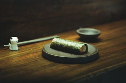 Las piezas se sirven de a una y se comen con la mano