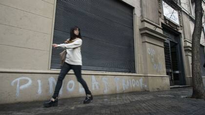 Las pintadas contra Pinola en Rosario